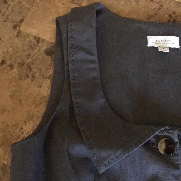 Vest - Picture 2 of 5